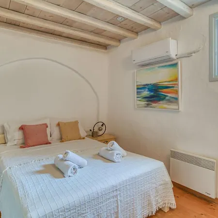 Foinikas House - Quiet Area With Beach Access Holiday home Drios