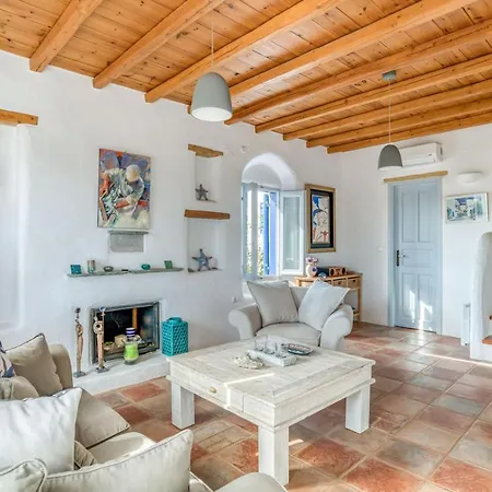 Holiday home Foinikas House - Quiet Area With Beach Access Drios