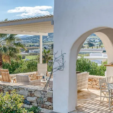 בית נופש Foinikas House - Quiet Area With Access