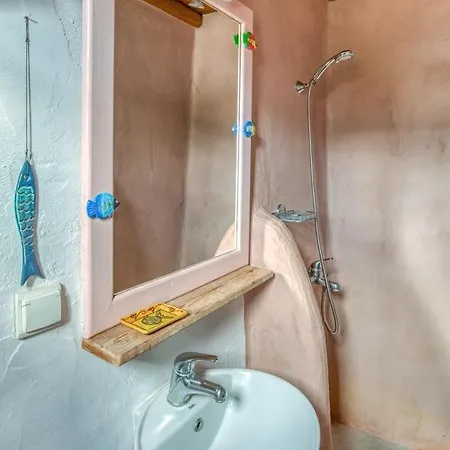 Foinikas House - Quiet Area With Beach Access Drios