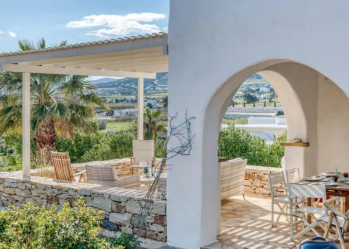 בית נופש Foinikas House - Quiet Area With Access