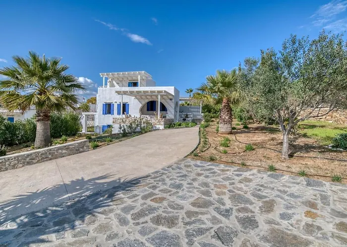 Foinikas House - Quiet Area With Access